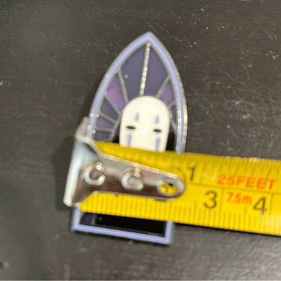 Loungefly Studio Ghibli Stained Glass of Spirited Away No Face Portrait Pin - Picture 10 of 11